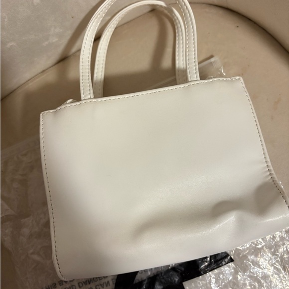 Telfar White Shopper - Picture 3 of 3